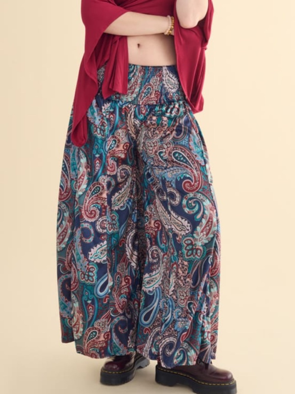 NWT Earthbound Paisley Velvet Barcelona Pant-Medium